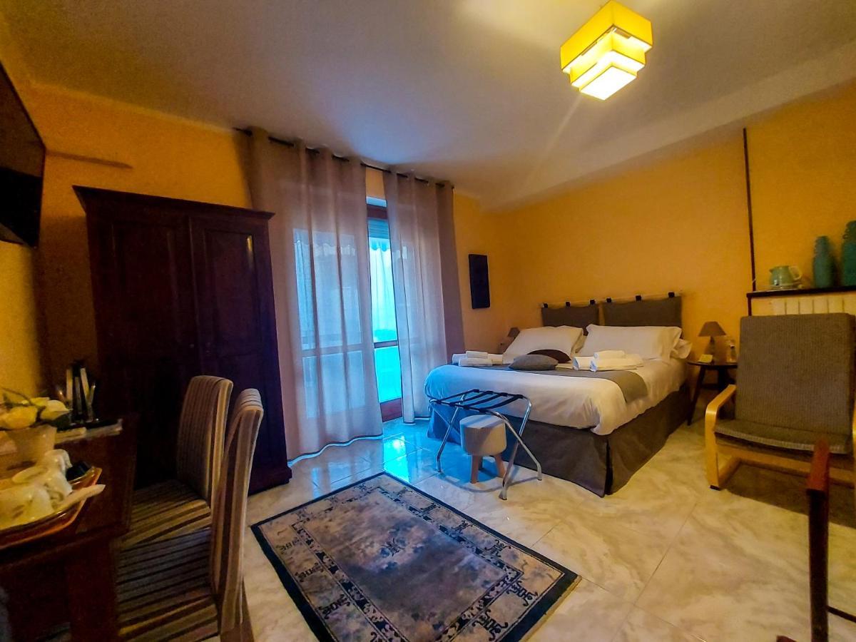La Rosa - Elegant Rooms Sassari Eksteriør bilde