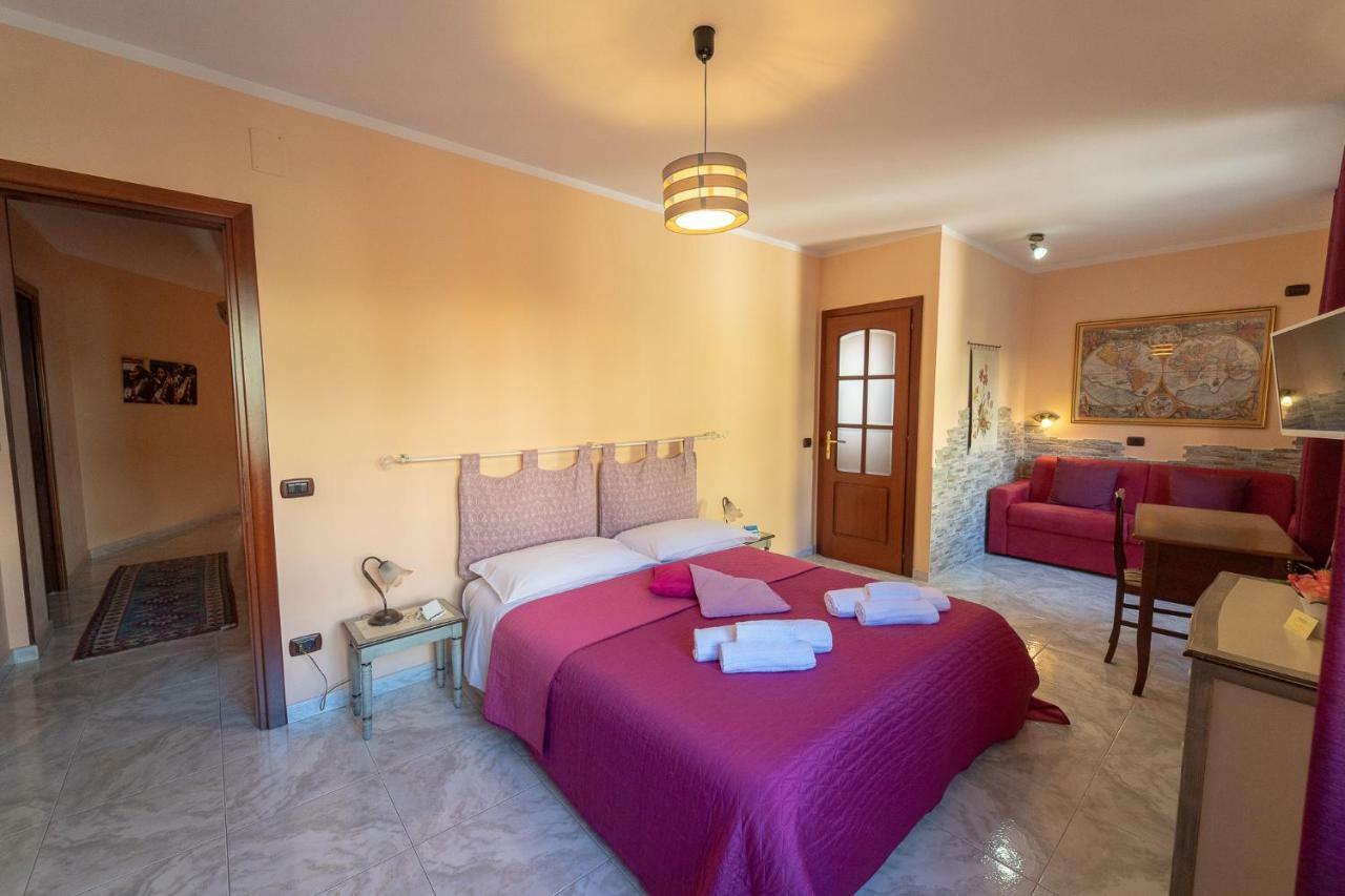 La Rosa - Elegant Rooms Sassari Eksteriør bilde