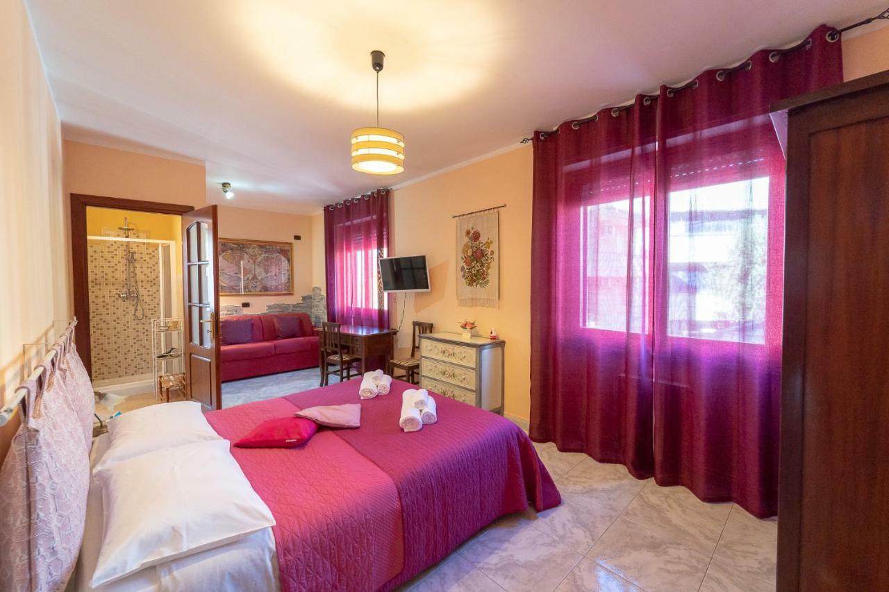 La Rosa - Elegant Rooms Sassari Eksteriør bilde
